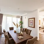 Villa Malak