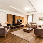 Malak Villa *